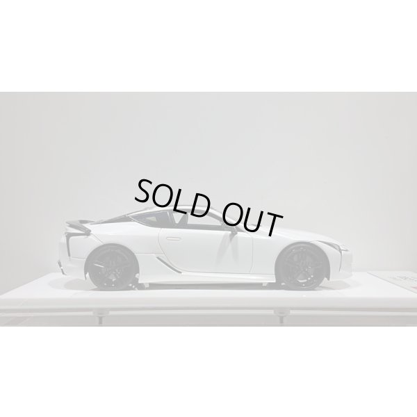 画像6: EIDOLON 1/43 LEXUS LC500 "AVIATION" 2020 White Nova Glass Flakes
