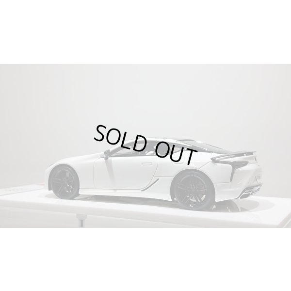 画像3: EIDOLON 1/43 LEXUS LC500 "AVIATION" 2020 White Nova Glass Flakes