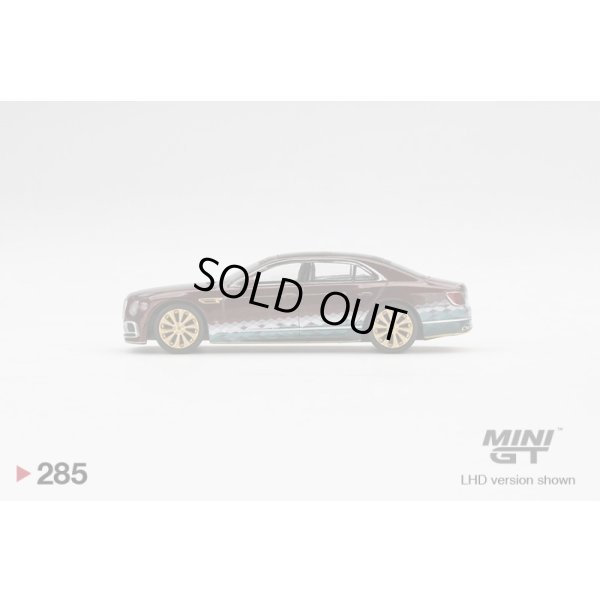 画像3: MINI GT 1/64 Bentley Flying Spur "The Reindeer Eight" (LHD) China Exclusive