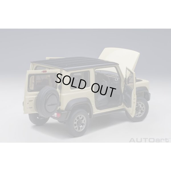 画像13: AUTOart 1/18 Suzuki Jimny Sierra (JB74) (Chiffon Ivory Metallic with Black roof)