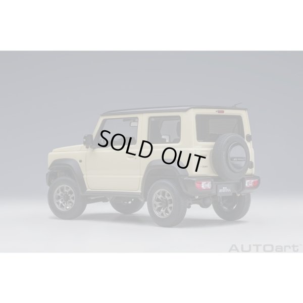 画像2: AUTOart 1/18 Suzuki Jimny Sierra (JB74) (Chiffon Ivory Metallic with Black roof)