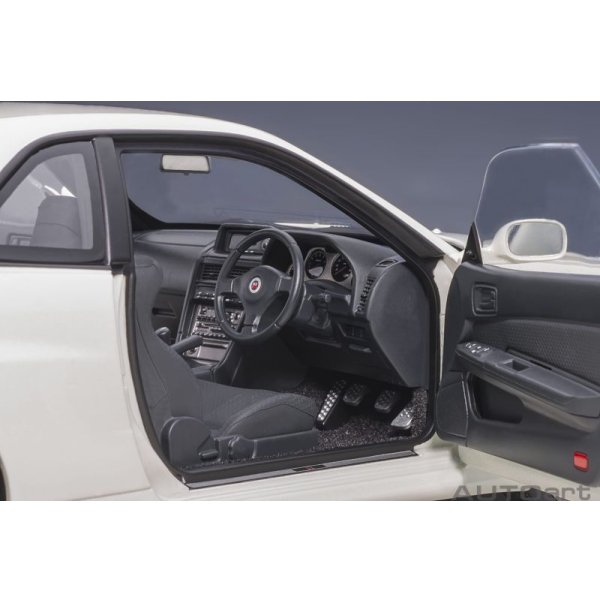 画像10: AUTOart 1/18 Nissan Skyline GT-R (R34) V-spec II (White Pearl)