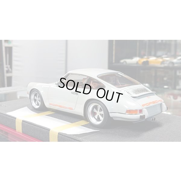 画像3: IDEA 1/18 Singer 911 (964) Coupe Light Gray Limited 120 pcs.