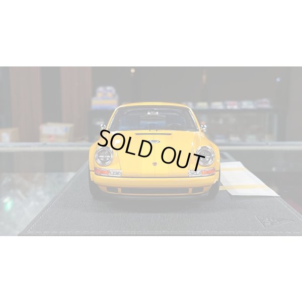 画像8: IDEA 1/18 Singer 911 (964) Coupe Yellow (Yellow Stripe) Limited 80 pcs.