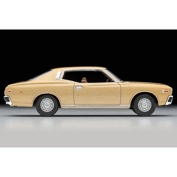 画像4: TOMYTEC 1/64 Limited Vintage NEO Nissan Gloria 2 Door HT 2000SGL-E (Beige) '78