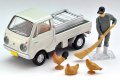 TOMYTEC 1/64 Limited Vintage Mazda Porter Cab Three-way opening (White) with figure