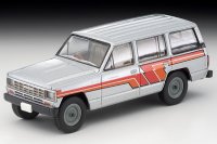 TOMYTEC 1/64 Limited Vintage NEO Nissan Safari Extra Van DX (Silver / Stripe)