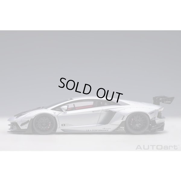 画像3: AUTOart 1/18 Liberty Walk LB-WORKS Lamborghini Aventador Limited Edition (Matte Metallic Silver)