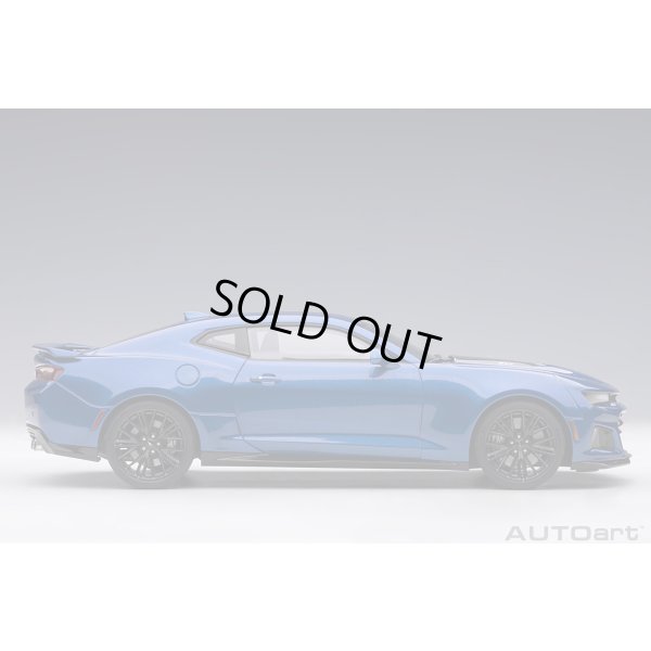 画像4: AUTOart 1/18 Chevrolet Camaro ZL1 2017 (Hyper Blue Metallic)