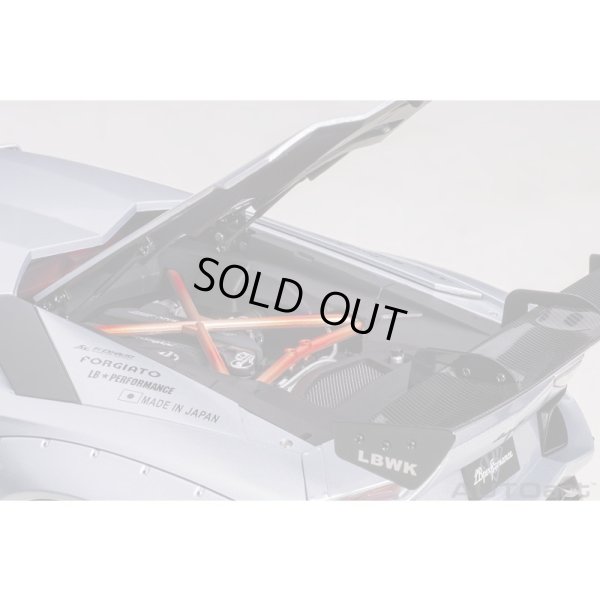 画像11: AUTOart 1/18 Liberty Walk LB-WORKS Lamborghini Aventador Limited Edition (Matte Metallic Silver)