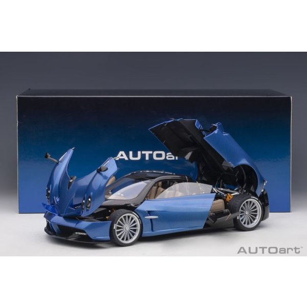 画像19: AUTOart 1/18 Pagani Huayra Roadster (Blue Carbon)