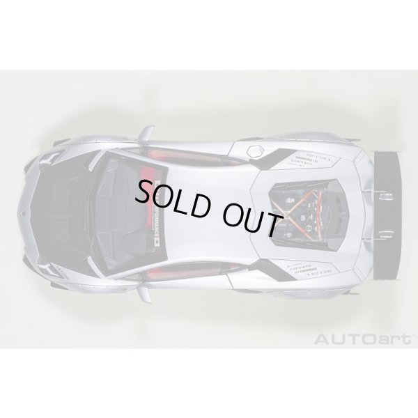 画像6: AUTOart 1/18 Liberty Walk LB-WORKS Lamborghini Aventador Limited Edition (Matte Metallic Silver)