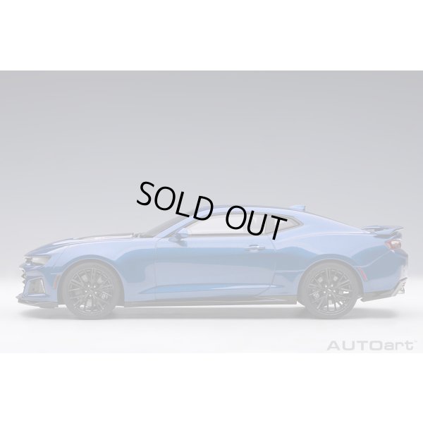 画像3: AUTOart 1/18 Chevrolet Camaro ZL1 2017 (Hyper Blue Metallic)