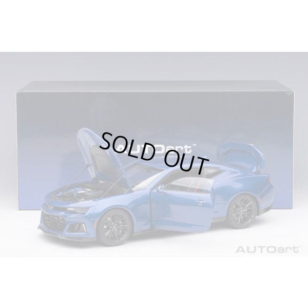 画像18: AUTOart 1/18 Chevrolet Camaro ZL1 2017 (Hyper Blue Metallic)