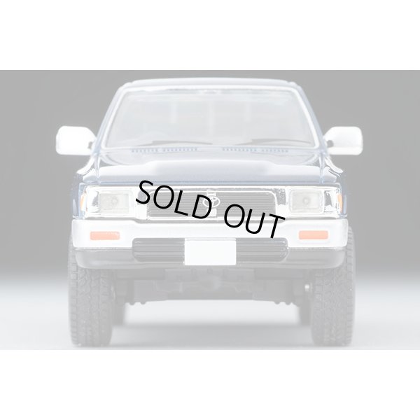 画像5: TOMYTEC 1/64 Limited Vintage NEO Toyota Hilux 4WD Pickup Double Cab SSR (Dark Blue) '95