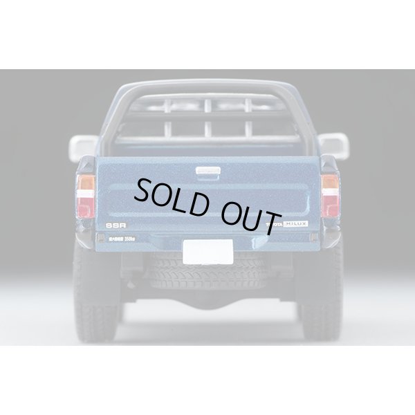 画像6: TOMYTEC 1/64 Limited Vintage NEO Toyota Hilux 4WD Pickup Double Cab SSR (Dark Blue) '95