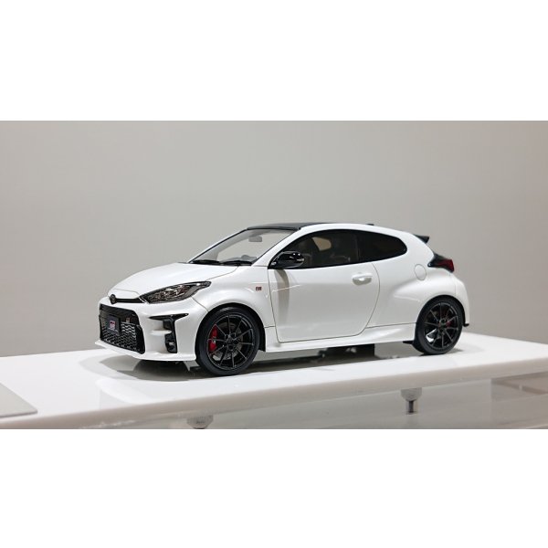 画像1: EIDOLON 1/43 TOYOTA GR Yaris RZ High Performance 2020 Platinum White Pearl Mica