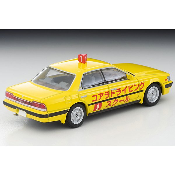 画像2: TOMYTEC 1/64 Limited Vintage NEO Nissan Laurel 教習車 (Yellow) '92