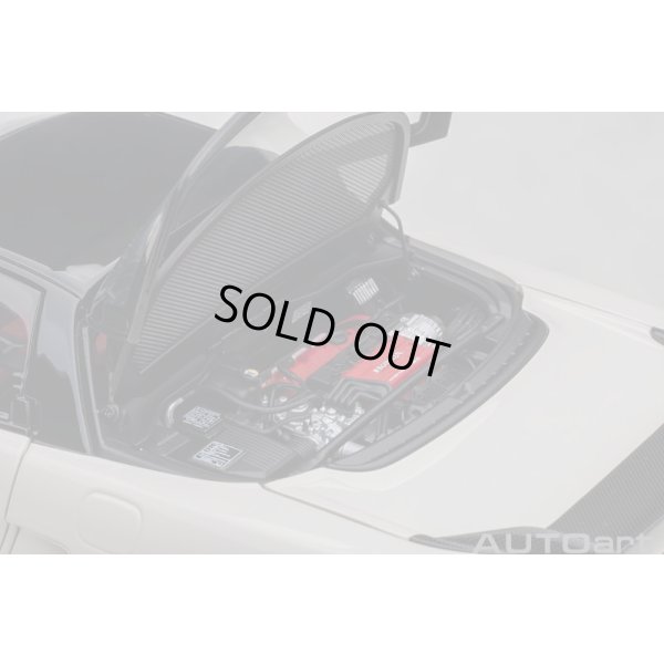画像13: AUTOart 1/18 Honda NSX-R (NA2) (Championship White / Black Carbon)