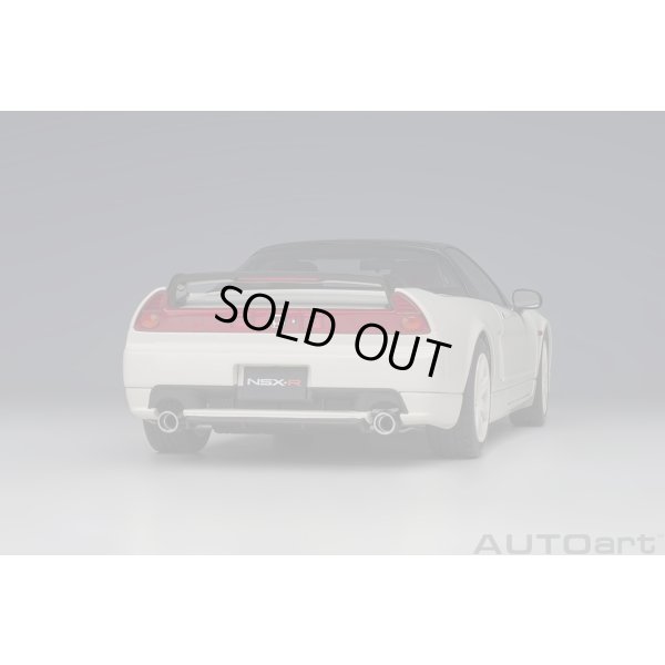画像16: AUTOart 1/18 Honda NSX-R (NA2) (Championship White / Black Carbon)
