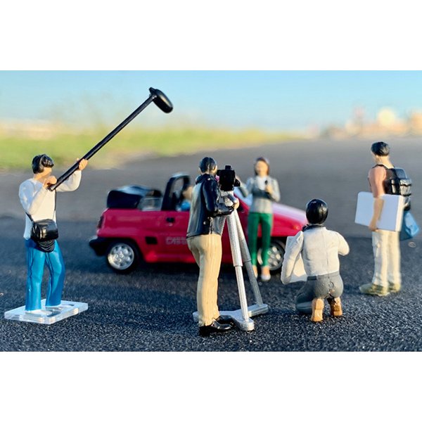 画像3: TOMYTEC 1/64 Diorama Collection 64 #Car Snap 11a TV Crew テレビクルー