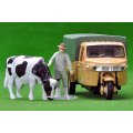 TOMYTEC 1/64 Limited Vintage Daihatsu CO10T (Brown) with figure