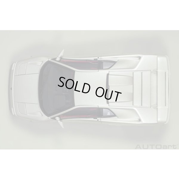 画像7: AUTOart 1/18 Lamborghini Diablo SE30 Iota (BALLON WHITE / Pearl White)