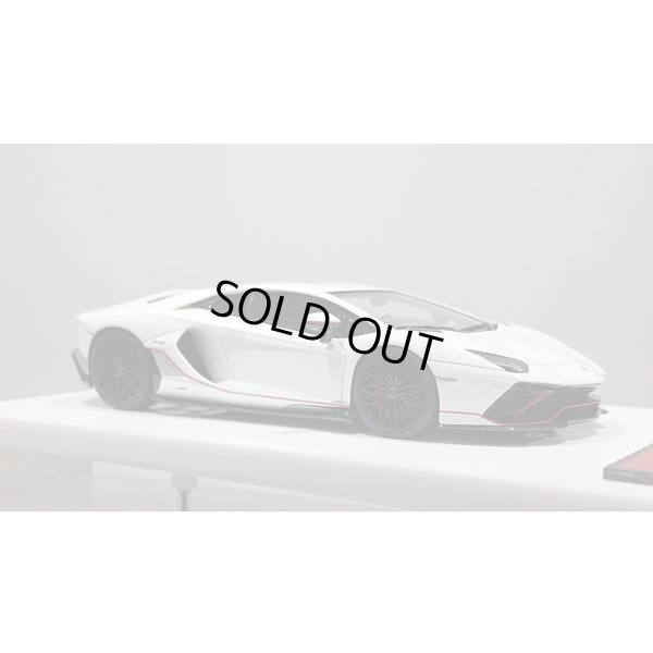 画像5: EIDOLON 1/43 Lamborghini Aventador LP780-4 Ultimae 2021 (Dianthus Wheel) Bianco Opalis / Grigio Thalasso Limited 100 pcs.