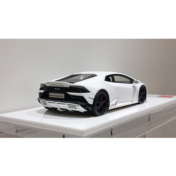 画像10: EIDOLON 1/43 Lamborghini Huracan EVO 2019 (Loge wheel) Bianco Canopus (Matte Pearl White) Limited 50 pcs.