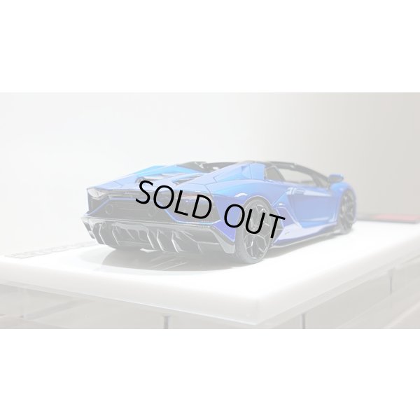 画像10: EIDOLON 1/43 Lamborghini Aventador LP780-4 Ultimae Roadster 2021 (Leirion Wheel) Blue Towerette / Blue Nesance  Limited 100 pcs.