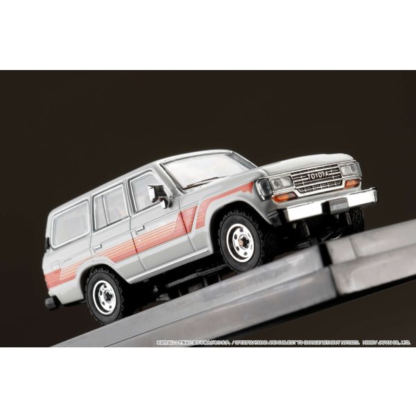 画像7: Hobby JAPAN 1/64 Toyota LANDCRUISER 60 GX 1988 / Optional side sticker White
