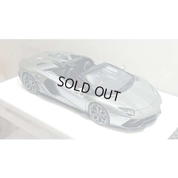 画像11: EIDOLON 1/43 Lamborghini Aventador LP780-4 Ultimae Roadster 2021 (Leirion Wheel) Grigio Nimbus / Black Accent Limited 60 pcs.