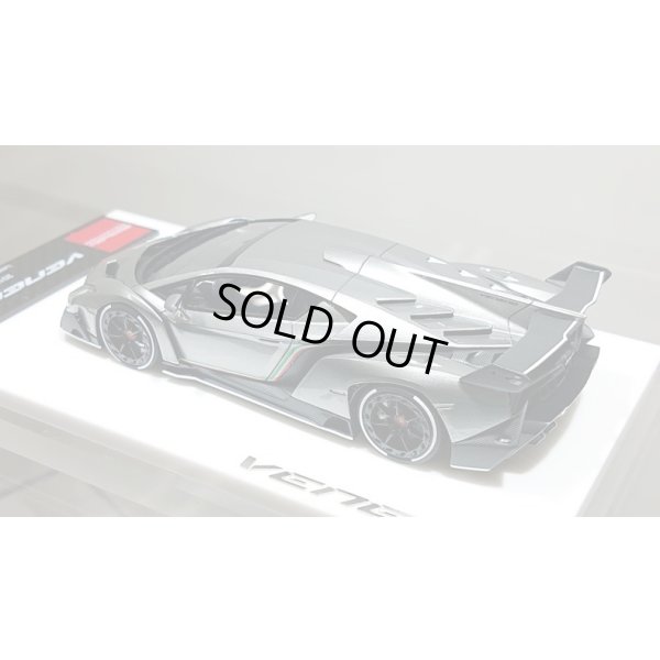 画像12: EIDOLON 1/43 Lamborghini Veneno 2013 Metallic Gray / White Accent Limited 80 pcs.