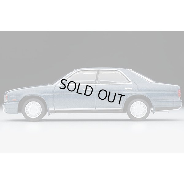 画像3: TOMYTEC 1/64 Limited Vintage NEO Nissan Cedric V30 Twin Cam Gran Turismo SV (Grayish Blue) '91