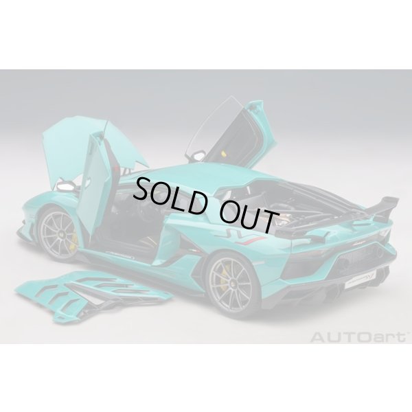 画像13: AUTOart 1/18 Lamborghini Aventador SVJ (Blu Glauco)