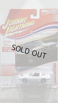 JOHNNY LIGHTNING 1/64 1977 Pontiac Firebird Transam Cameo White