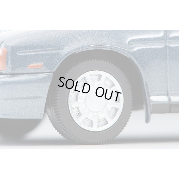 画像7: TOMYTEC 1/64 Limited Vintage NEO Nissan Cedric V30 Twin Cam Gran Turismo SV (Grayish Blue) '91