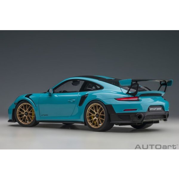 画像2: AUTOart 1/18 Porsche 911 (991.2) GT2 RS Weissach Package (Miami Blue)