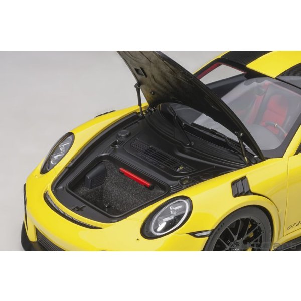 画像11: AUTOart 1/18 Porsche 911 (991.2) GT2 RS Weissach Package (Racing Yellow)
