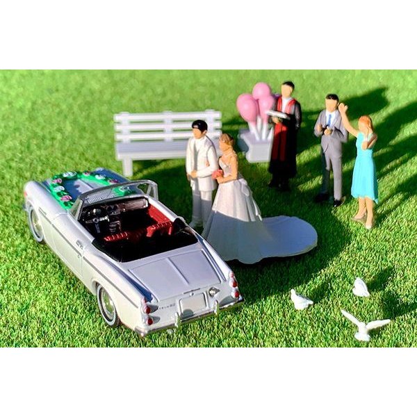画像4: TOMYTEC 1/64 Diorama Collection 64 #Car Snap 13a Wedding