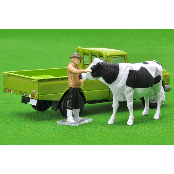 画像2: TOMYTEC 1/64 Limited Vintage Toyota Stout (Green) with figure