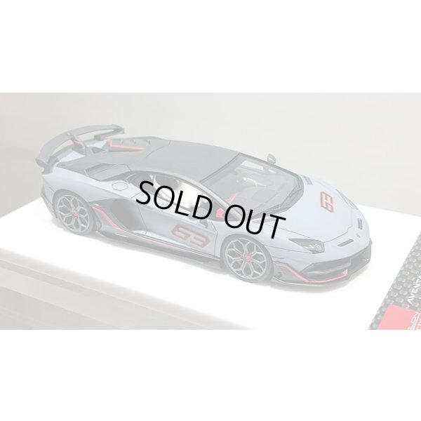 画像11: EIDOLON 1/43 Lamborghini Aventador SVJ 63 2018 Grigio Acheso (Matte Light Gray) Limited 63 pcs.