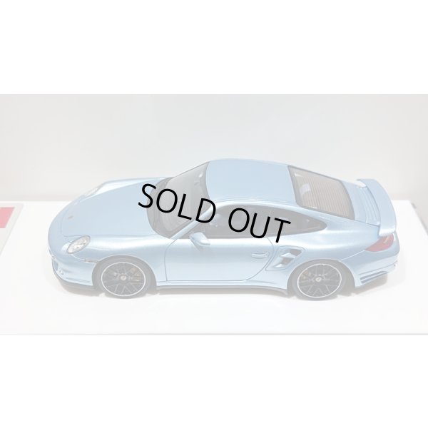 画像4: EIDOLON 1/43 Porsche 911 (997.2) Turbo S 2011 Ice Blue Metallic