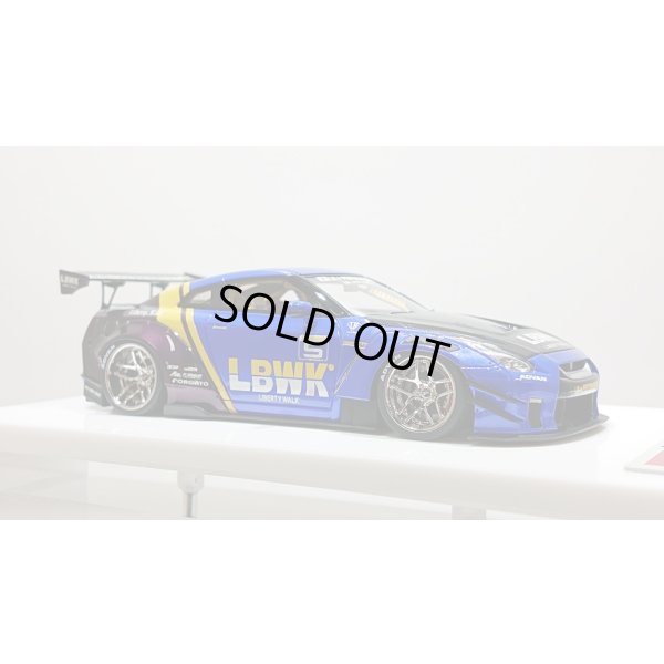 画像5: EIDOLON 1/43 LB WORKS GT-R Type 2 Racing spec Lobellia Blue and Alba Cielo Tow-tone color Limited 35 pcs.