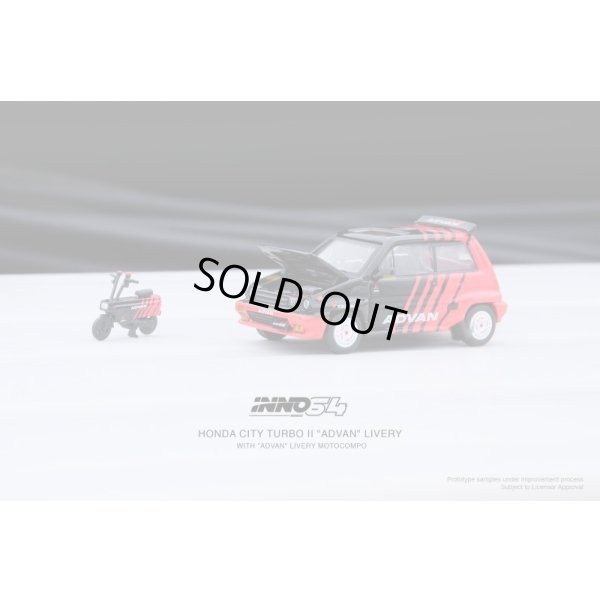 画像2: INNO Models 1/64 Honda City Turbo II "ADVAN" with MOTOCOMPO "ADVAN"
