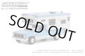 GREEN LiGHT EXCLUSIVE 1/64 1985 GMC Sierra 2500 with Winnebago Slide-In Camper - Light Blue & Frost White