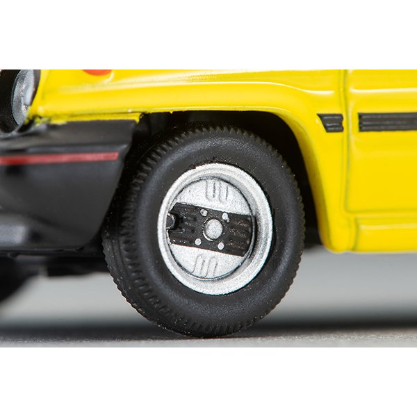 画像7: TOMYTEC 1/64 Limited Vintage NEO Honda City R (Yellow) with Motocompo '81