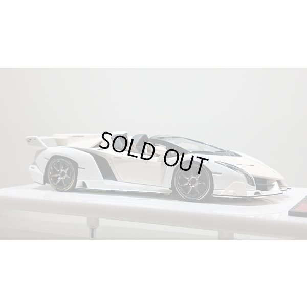 画像5: EIDOLON 1/43 Lamborghini Veneno Roadster 2015 Beige / White Limited 80 pcs.