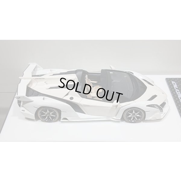 画像8: EIDOLON 1/43 Lamborghini Veneno Roadster 2015 Beige / White Limited 80 pcs.