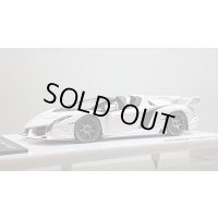 EIDOLON 1/43 Lamborghini Veneno Roadster 2015 Beige / White Limited 80 pcs.